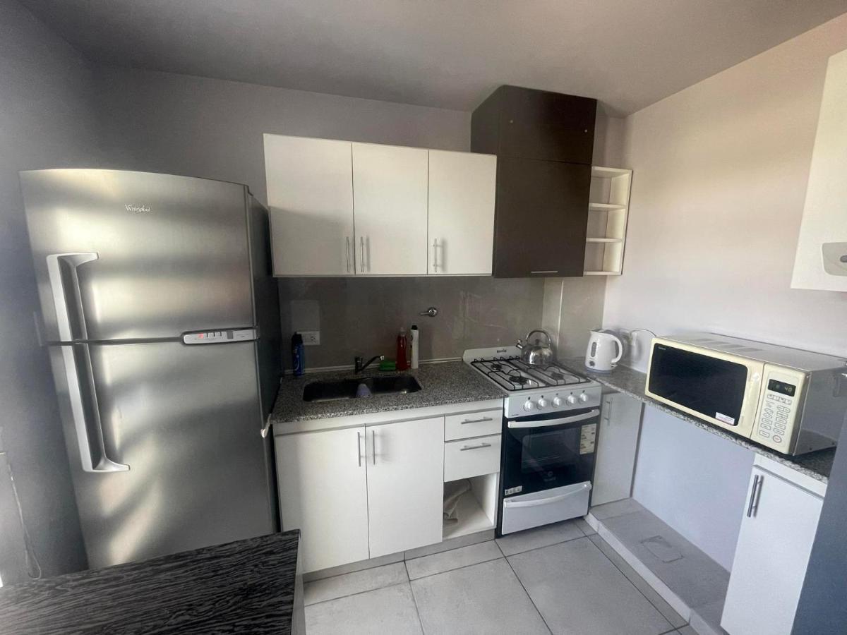 Departamento Por Dia Para 4 Personas Con Cochera Cubierta En Bahia Blanca Luaran gambar