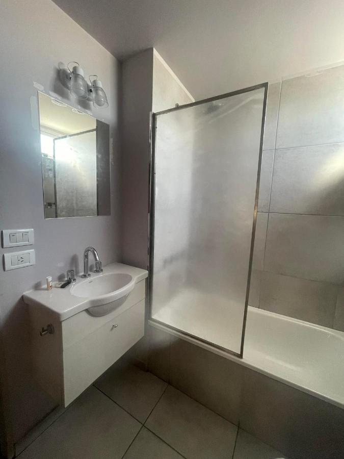 Departamento Por Dia Para 4 Personas Con Cochera Cubierta En Bahia Blanca Luaran gambar